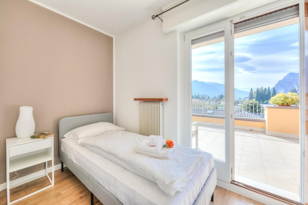 Antares150M From The Lake - Happy Rentals Рива-дель-Гарда Екстер'єр фото
